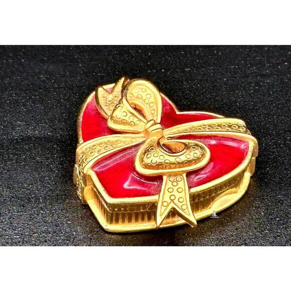 Bob Mackie Other - Bob Mackie Red Enamel Heart Trinket Box Gold Bow Hinged Pill Ring Valentine